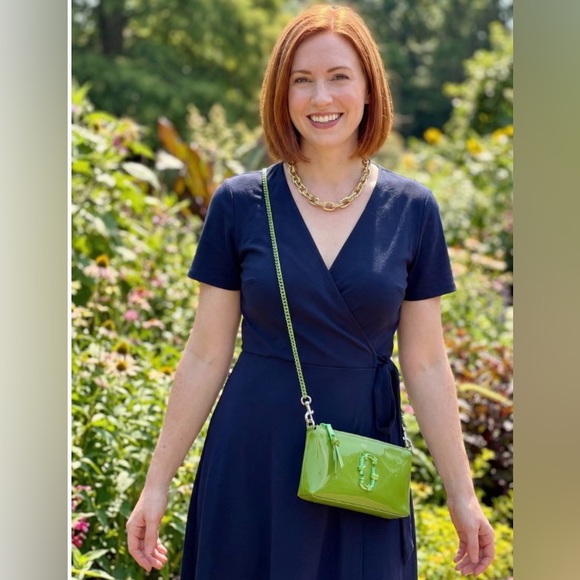 Marc Jacobs Handbags - Marc Jacobs Glossy Green Crossbody/Shoulder Bag |NWOT | Rare | $445 Retail 💚